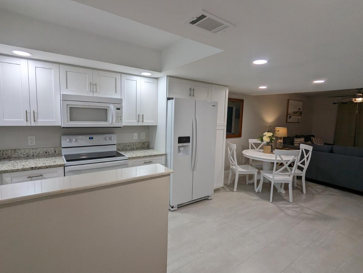 New Condo! Just 15 Min To Ft Myers And Sanibel Beach! Great Location!! Fort Myers Exterior photo