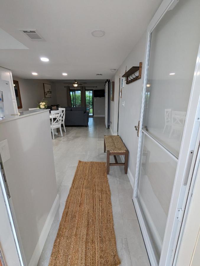 New Condo! Just 15 Min To Ft Myers And Sanibel Beach! Great Location!! Fort Myers Exterior photo